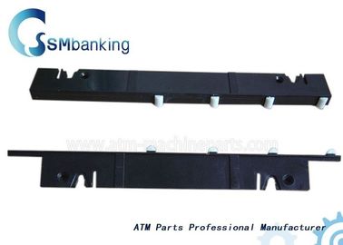 Μαύρος πλαστικός πίνακας 445-0645092 οδηγών κασετών NCR μερών NCR ATM